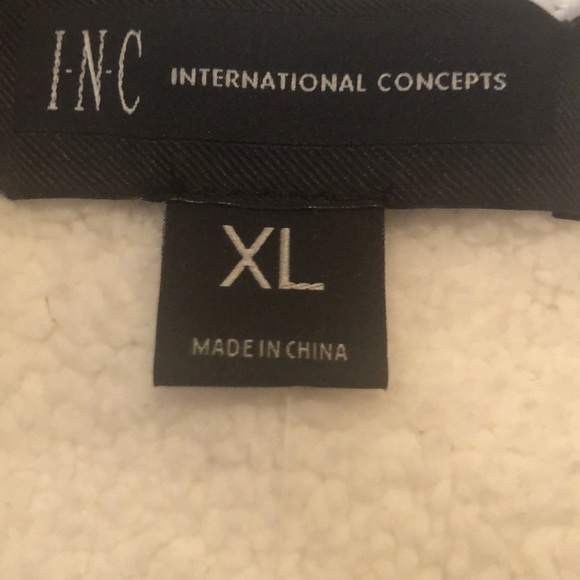 Men’s Light Heather Grey Cardigan Sweater - Picture 7 of 9